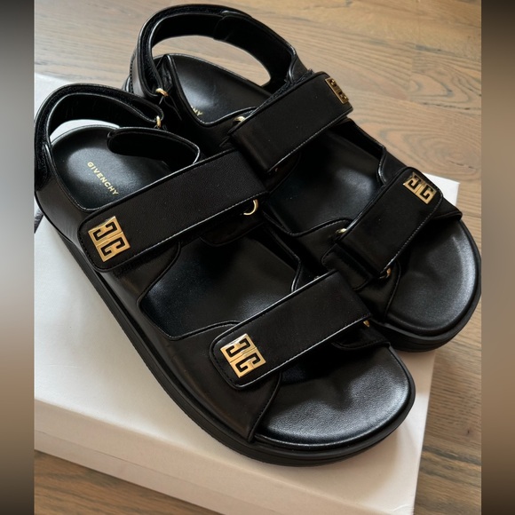Givenchy Shoes - Givenchy women’s 4G logo embellished leather sandals size 38